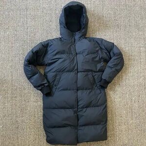 Everlane puffer coat